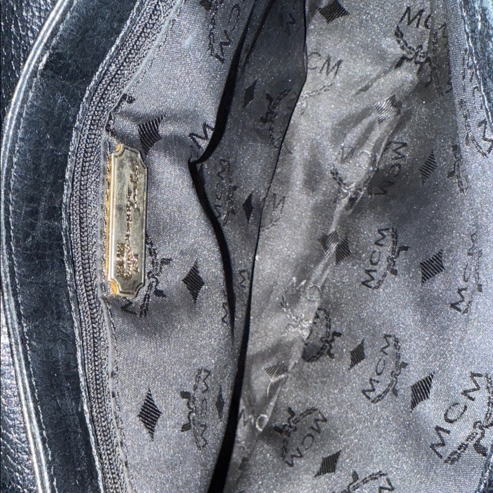 MCM Vintage Black Leather Crossbody Shoulder Bag - Picture 11 of 15
